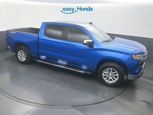 Used 2022 Chevrolet Silverado 1500 LT w/ Protection Package AWD/4WD image 18