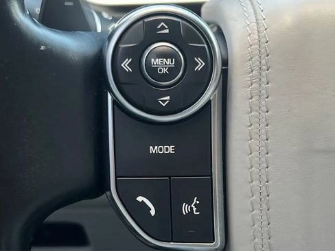 Used 2016 Land Rover Range Rover HSE AWD/4WD image 26