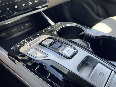 Used 2022 Hyundai Tucson Limited FWD image 30