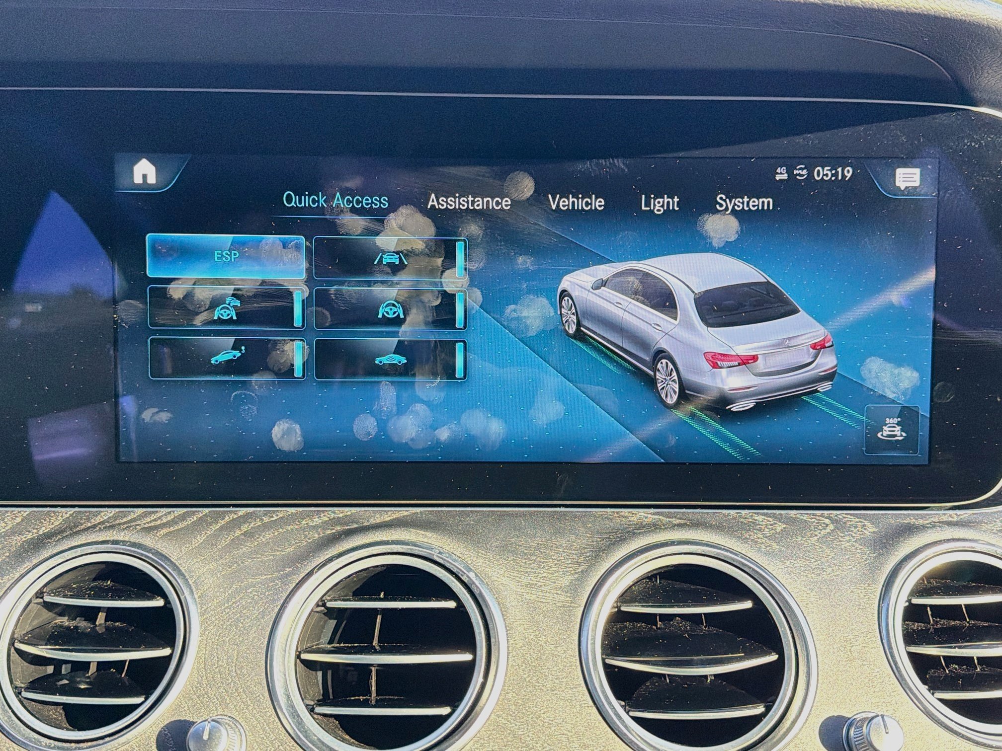Used 2021 Mercedes-Benz E 450 4MATIC Sedan image 29