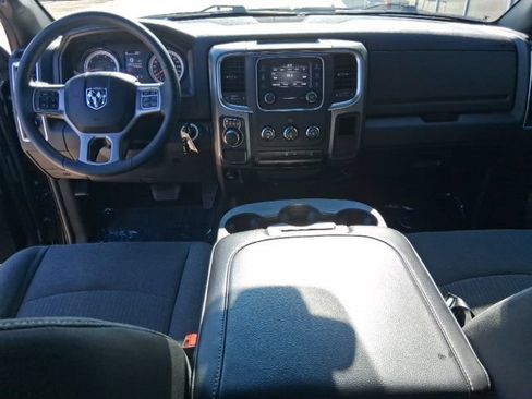 Used 2024 RAM 1500 Warlock RWD image 10