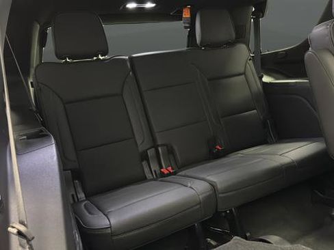 Used 2021 GMC Yukon Denali w/ Denali Premium Package image 26