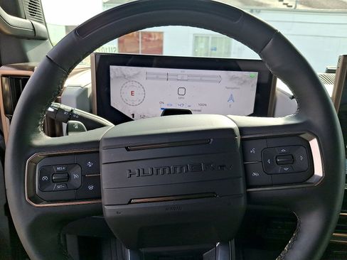New 2025 GMC Hummer EV 3X AWD/4WD image 9