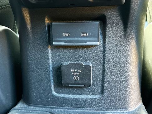 Used 2021 Jeep Gladiator Overland w/ Popular Equipment Package AWD/4WD image 28