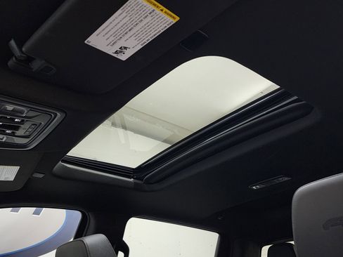 Used 2023 GMC Sierra 1500 AT4 w/ AT4 Premium Package image 24