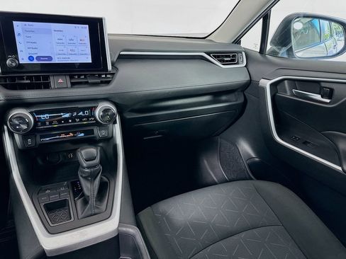 Certified 2024 Toyota RAV4 XLE FWD image 22