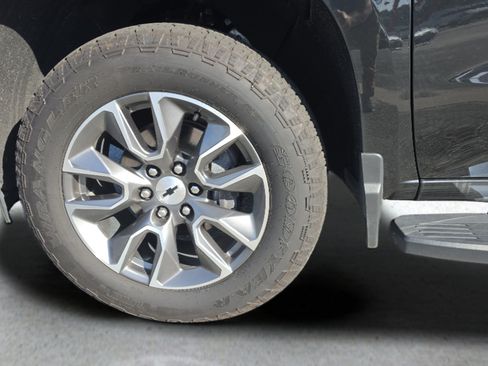 Used 2025 Chevrolet Silverado 1500 RST w/ RST All Star Premium Package AWD/4WD image 10