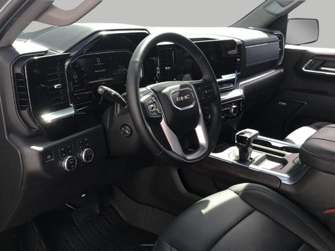 Used 2026 GMC Sierra 1500 SLT w/ SLT Premium Plus Package AWD/4WD image 9