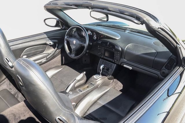 Used 2004 Porsche 911 Turbo AWD/4WD image 43