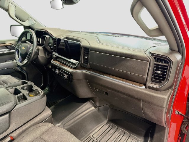Used 2024 Chevrolet Silverado 1500 LT w/ Protection Package AWD/4WD image 23