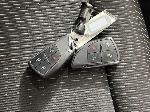 Used 2025 Chevrolet Equinox LT w/ Midnight Edition AWD/4WD image 36