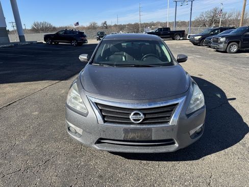 Used 2015 Nissan Altima 3.5 SL image 2