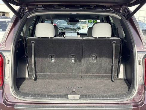 Used 2024 Hyundai Palisade SEL w/ Premium Package image 5