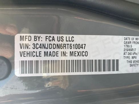 Used 2024 Jeep Compass Trailhawk image 23