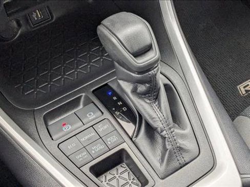 Used 2025 Toyota RAV4 LE image 17