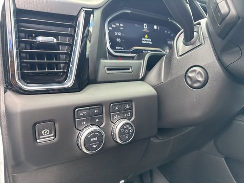 Used 2022 GMC Sierra 1500 Denali image 12