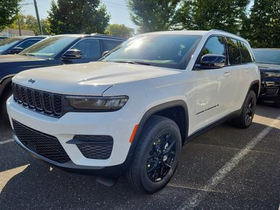 New 2025 Jeep Grand Cherokee Altitude