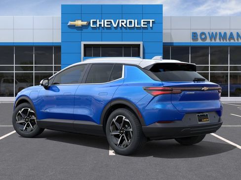 New 2026 Chevrolet Equinox EV LT FWD image 3