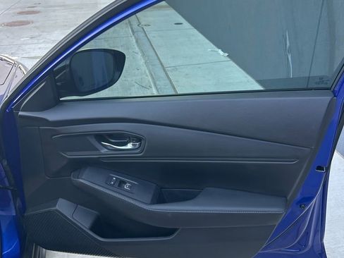 Used 2025 Honda Accord Sport image 15