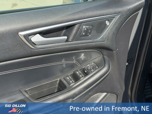 Used 2021 Ford Edge Titanium AWD/4WD image 14