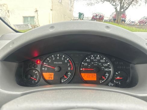 Used 2019 Nissan Frontier SV image 10