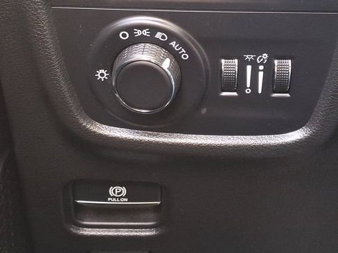 Used 2022 Jeep Grand Cherokee L Laredo AWD/4WD image 24