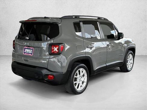 Used 2019 Jeep Renegade Latitude image 6