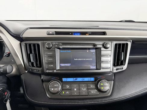 Used 2015 Toyota RAV4 XLE AWD/4WD image 56