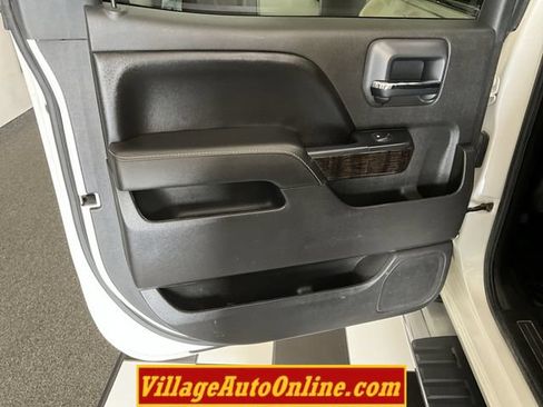 Used 2015 GMC Sierra 1500 Denali w/ Driver Alert Package AWD/4WD image 32