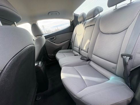 Used 2012 Hyundai Elantra GLS w/ Preferred Pkg 3 image 10