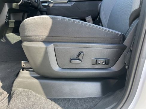 Used 2024 RAM 2500 Big Horn w/ Bed Utility Group image 10