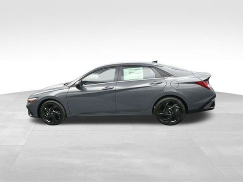 New 2026 Hyundai Elantra SEL Sport image 5