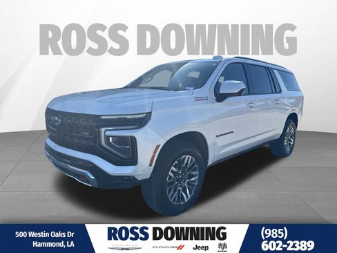 Used 2025 Chevrolet Suburban Z71 image 1