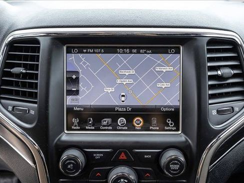 Used 2015 Jeep Grand Cherokee Limited AWD/4WD image 17