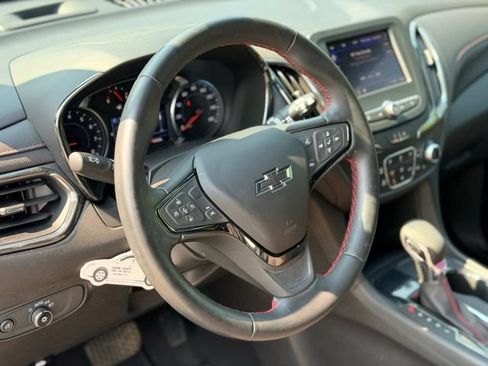 Used 2024 Chevrolet Equinox RS FWD image 9