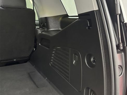 Used 2019 Chevrolet Tahoe LS image 33