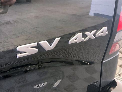 Certified 2024 Nissan Frontier SV image 7