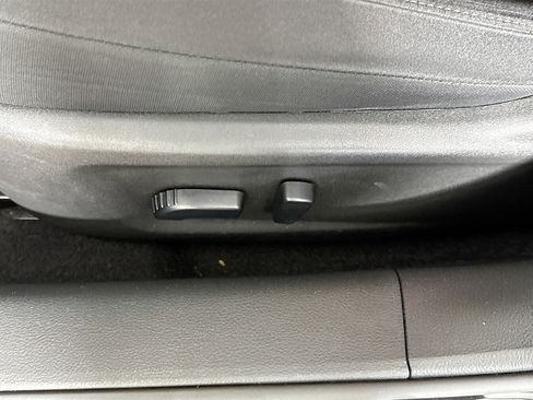 Used 2024 Nissan Altima 2.5 SV FWD image 22