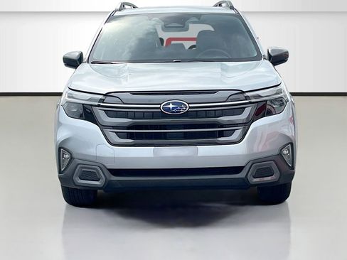Used 2025 Subaru Forester Limited w/ Popular Package #1 AWD/4WD image 2