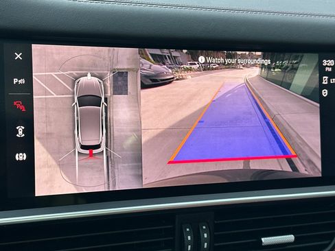 Certified 2023 Porsche Cayenne Platinum Edition image 20