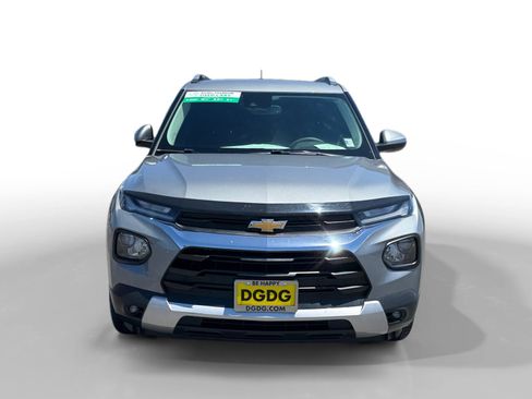 Used 2023 Chevrolet TrailBlazer LT w/ Convenience Package FWD image 8