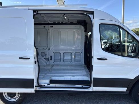 Used 2023 Ford Transit 150 Medium Roof RWD image 13