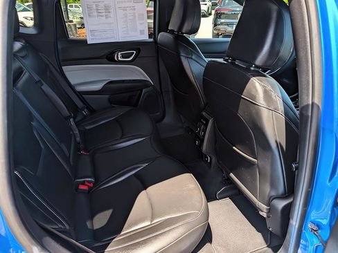 Used 2025 Jeep Compass Limited image 13