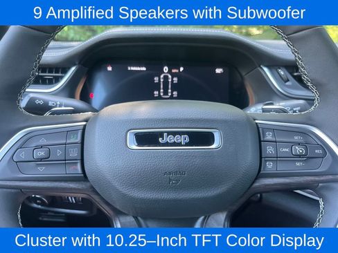 New 2025 Jeep Grand Cherokee L Limited w/ Black Appearance Package image 17