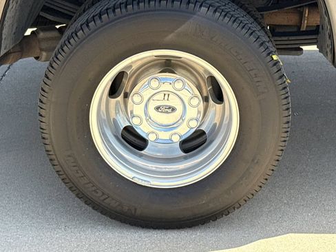 Used 2021 Ford F350 Platinum AWD/4WD image 9