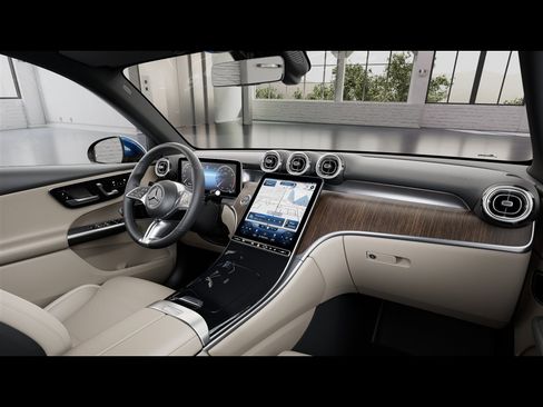 Certified 2026 Mercedes-Benz GLC 300 4MATIC image 41