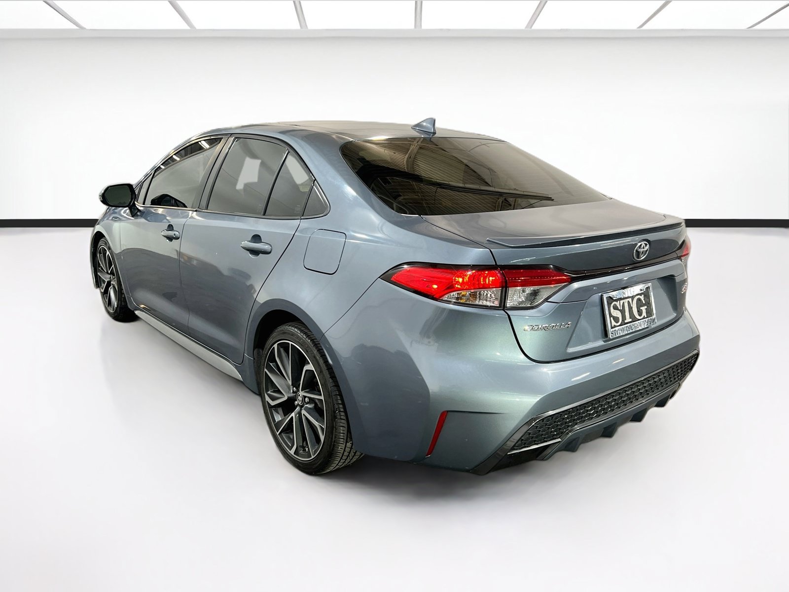 Used 2020 Toyota Corolla SE FWD image 6