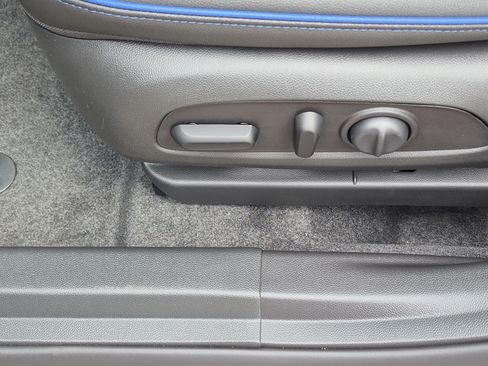 New 2026 Buick Envista Sport Touring w/ Convenience I Package FWD image 35