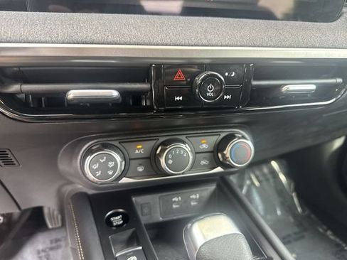 Used 2025 Nissan Kicks SV w/ Charging Package AWD/4WD image 22