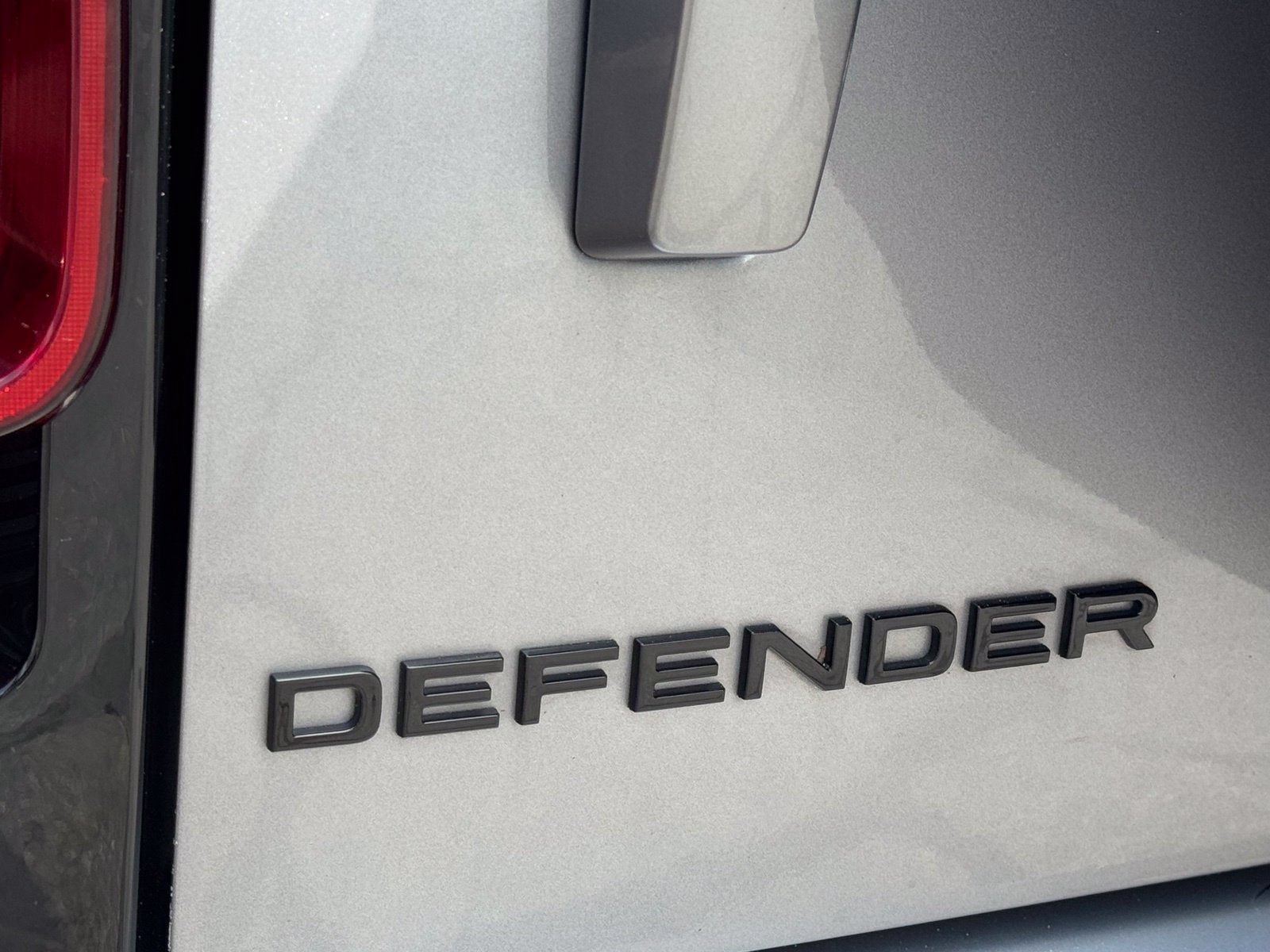 Used 2024 Land Rover Defender 110 S AWD/4WD image 58